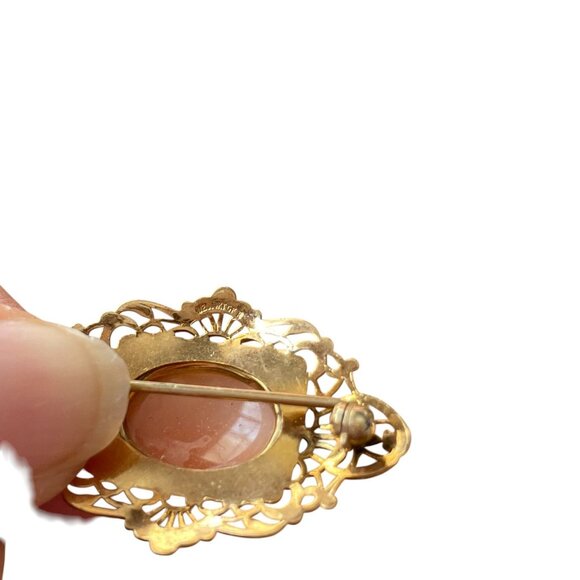 Vintage 14K GF Filigree Cameo Brooch Regency Collection - Picture 2 of 6